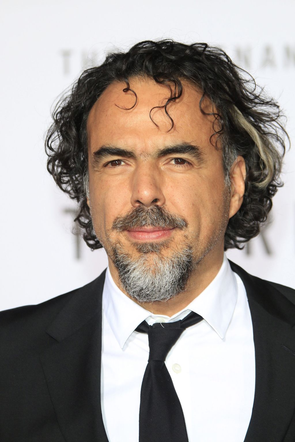 Alejandro González Iñárritu viene de ganar tres Globos de Oro. (ARCHIVO)