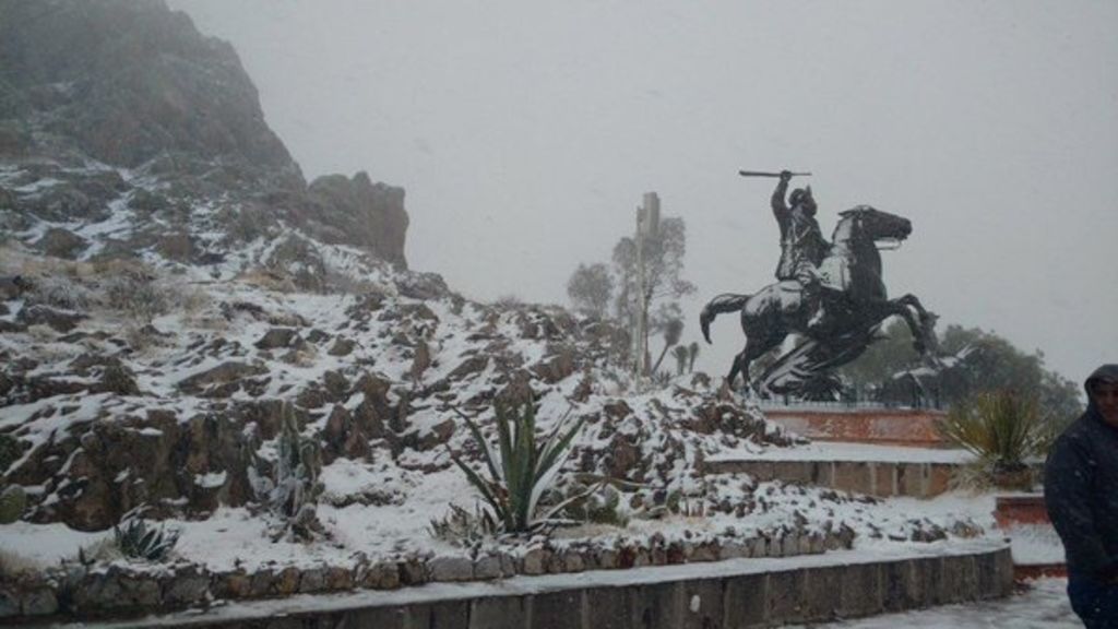 Zacatecas amaneció este miércoles bajo la nieve. (TWITTER)