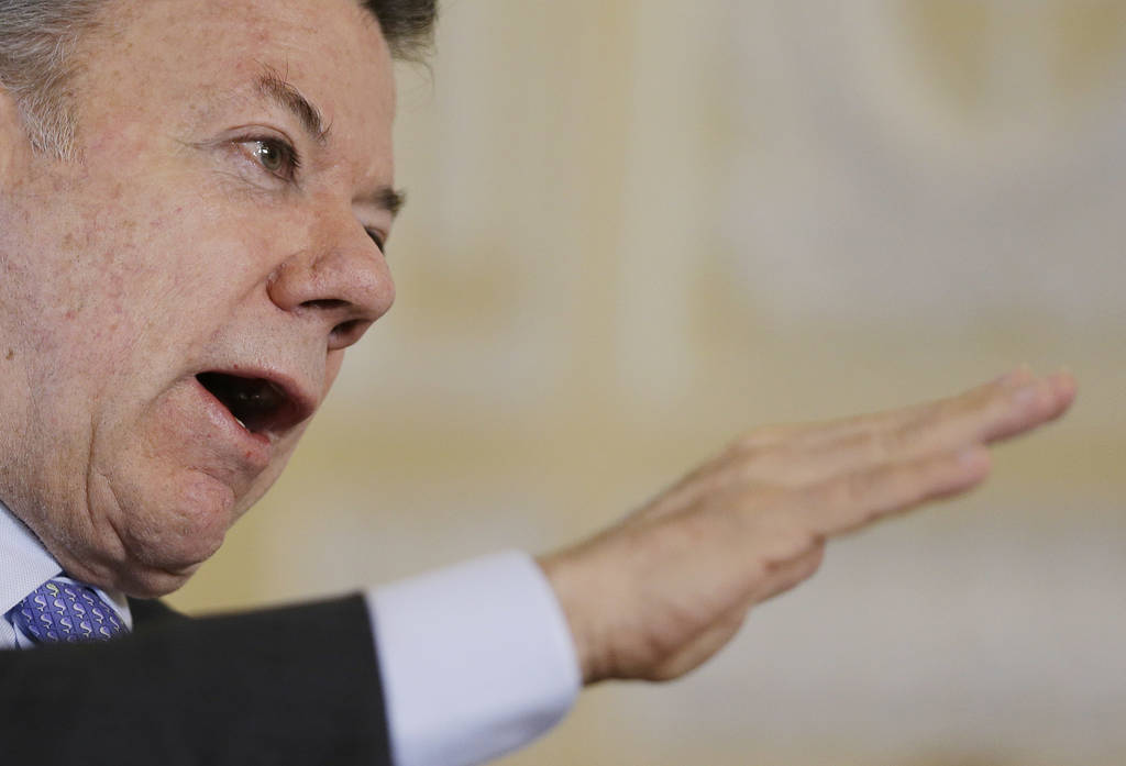 Planes. En entrevista exclusiva, Juan Manuel Santos, presidente colombiano señaló que el único objetivo es la paz. (AP)