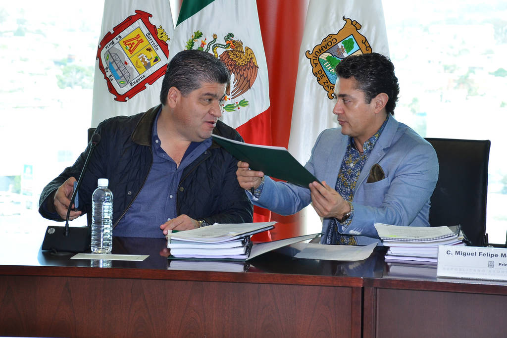 Evaluación. El alcalde Miguel Riquelme anunció que él hará sus propias evaluaciones de funcionarios. (Fernando Compeán)