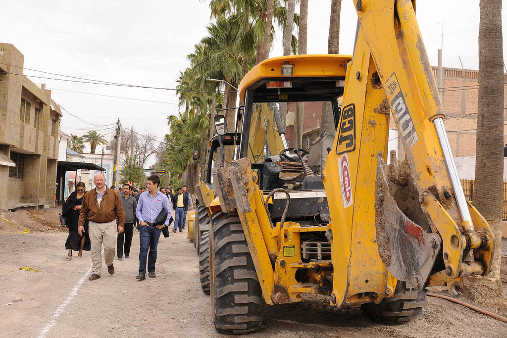 Bajo la lupa. Se informó ayer sobre avances de obras de Segunda Etapa del Paseo Morelos. (Erick Sotomayor)