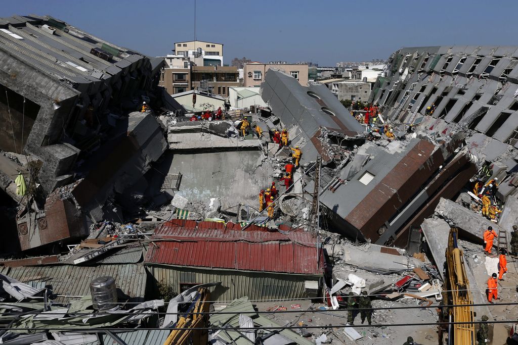 Hasta la fecha, cinco días después del sismo, se han confirmado 44 muertos, 548 heridos y 84 hospitalizados. (EFE)