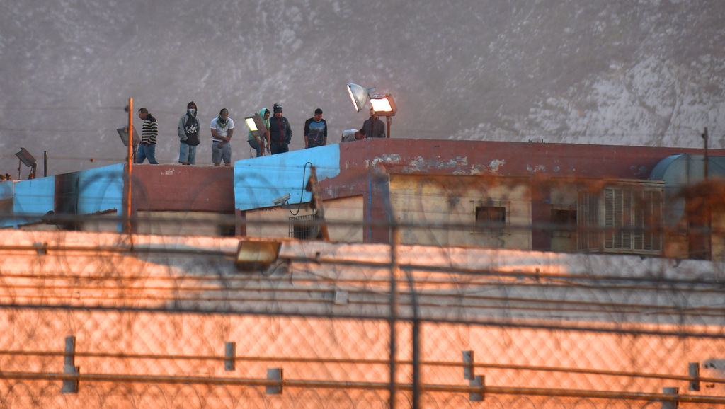 Estas son las primeras bajas en el aparato penitenciario, a raíz de los hechos violentos que se registraron entre la noche del miércoles y la madrugada del jueves, en el penal de Topo Chico. (ARCHIVO)