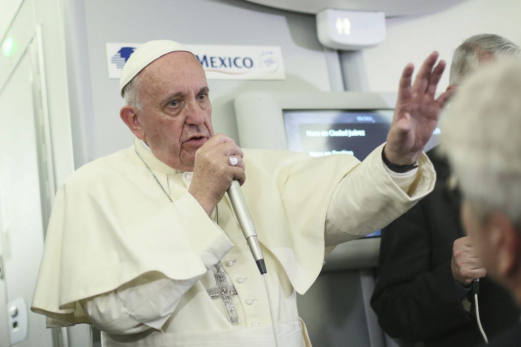 El Papa explicó por qué no se reunió con los padres de los normalistas en México. (EFE) 