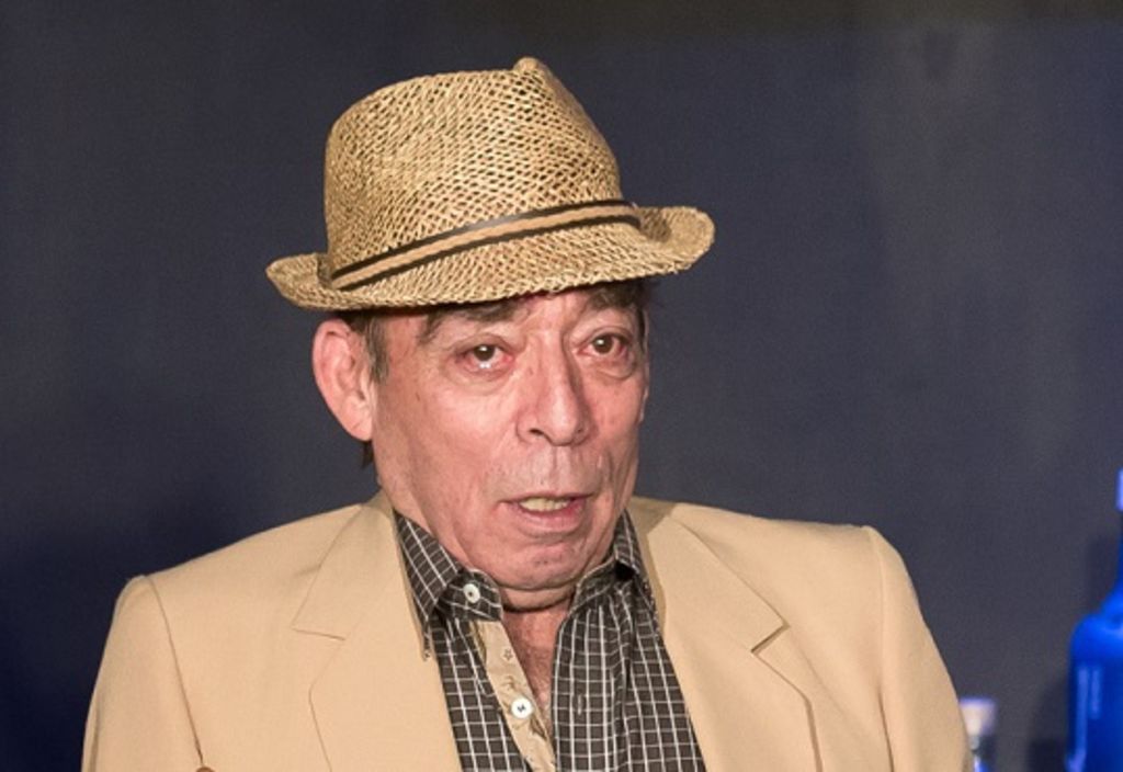 Según indicó su hija, el actor falleció dormido, rodeado de su familia. 