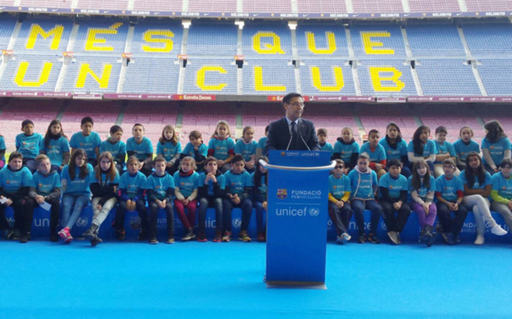 Barcelona y Unicef renovaron y ampliaron su alianza, que este año llega a su décimo aniversario.