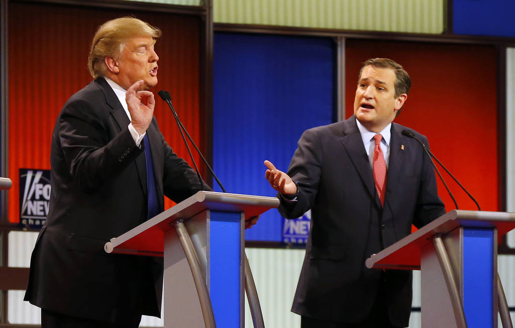Diálogo. Donald Trump y Ted Cruz, los punteros en las elecciones primarias se enfrentan en debate.