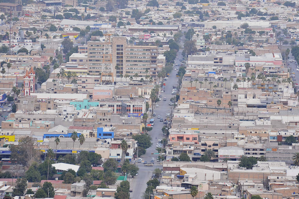 De acuerdo con los datos de la Encuesta Intercensal 2015 del Inegi, Torreón cuenta con una población de 679,288 habitantes. (EL SIGLO DE TORREÓN/ ARCHIVO)