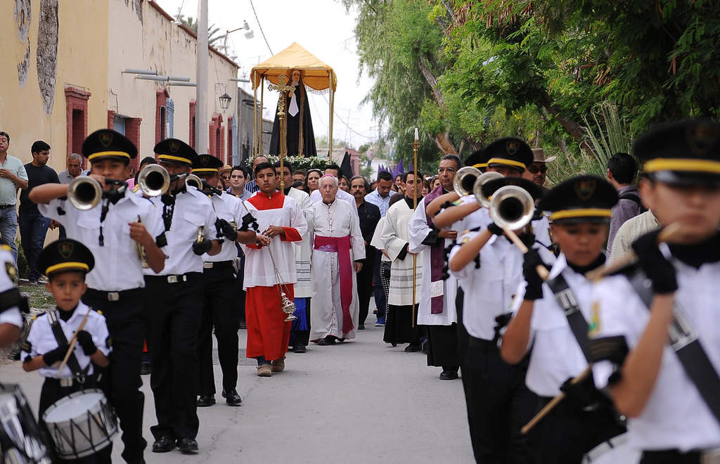 Participación. El Obispo de Torreón José Guadalupe Galván Galindo participó en la magna celebración.