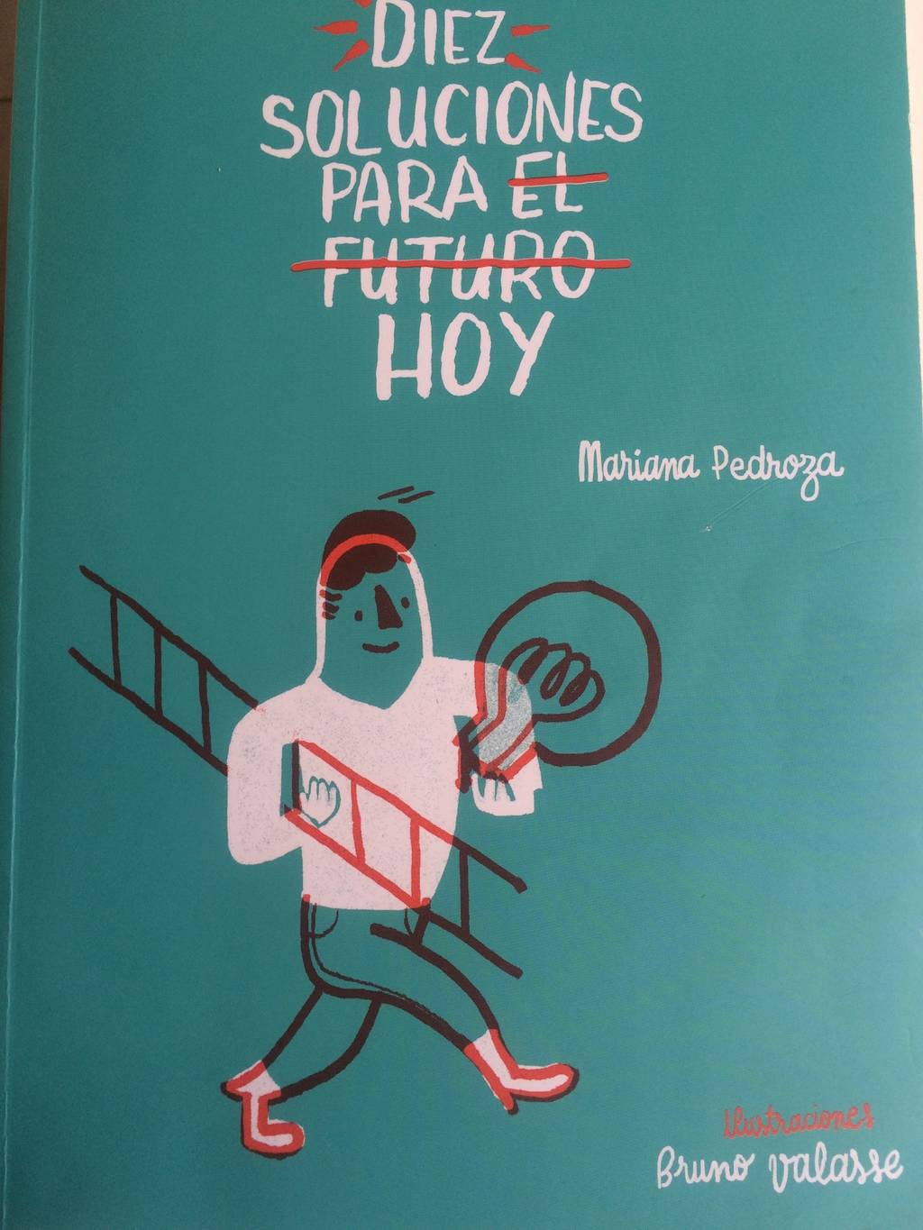 El libro. La escritora Mariana Pedroza aborda problemas de México y las ideas para enfrentarlos en su más reciente publicación.