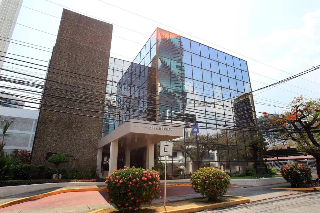 Se lava las manos. Esta es la sede de la firma de abogados Mossack Fonseca en la Ciudad de Panamá.