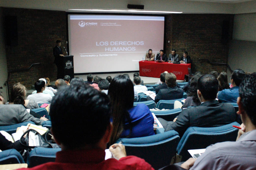 Objetivo. La Universidad Iberoamericana Torreón se preocupa por difundir el sentido de la citada reforma constitucional por medio de un Diplomado en Derechos Humanos. (CORTESÍA)