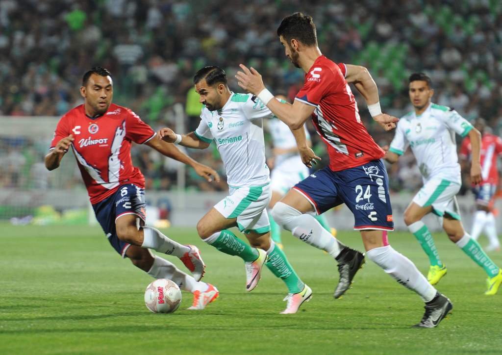 Santos Laguna derrota a Veracruz y sube a la cuarta posición de la tabla general.