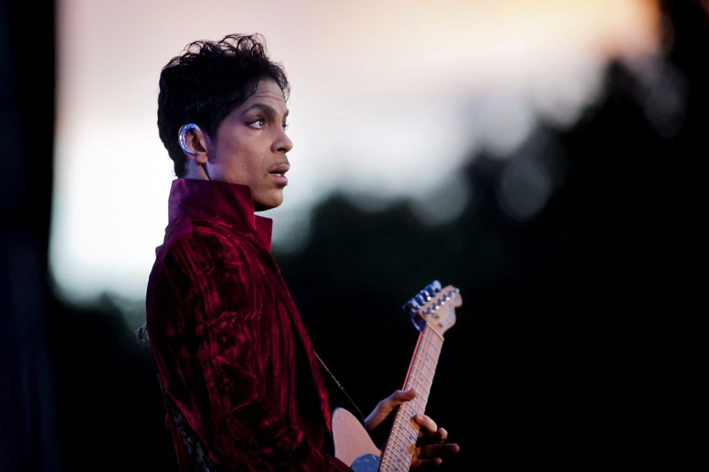 Prince dejó un legado de grandes éxitos. (ARCHIVO) 