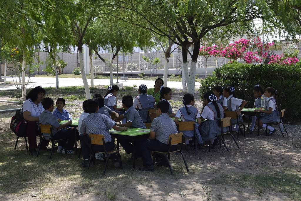 Cuidados. Pequeños de varias escuelas aprenden sobre ecología en el Día Mundial de la Tierra.