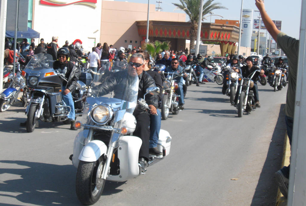 Centenares de motocicletas tomarán parte en el desfile. 