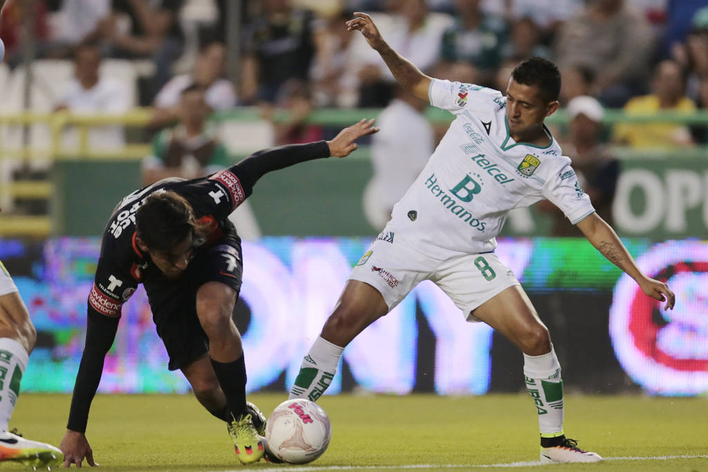 Los Esmeraldas del León y Tuzos de Pachuca 'negociaron' un empate sin goles que metió a ambos equipos a la liguilla. León y Pachuca se meten con igualada