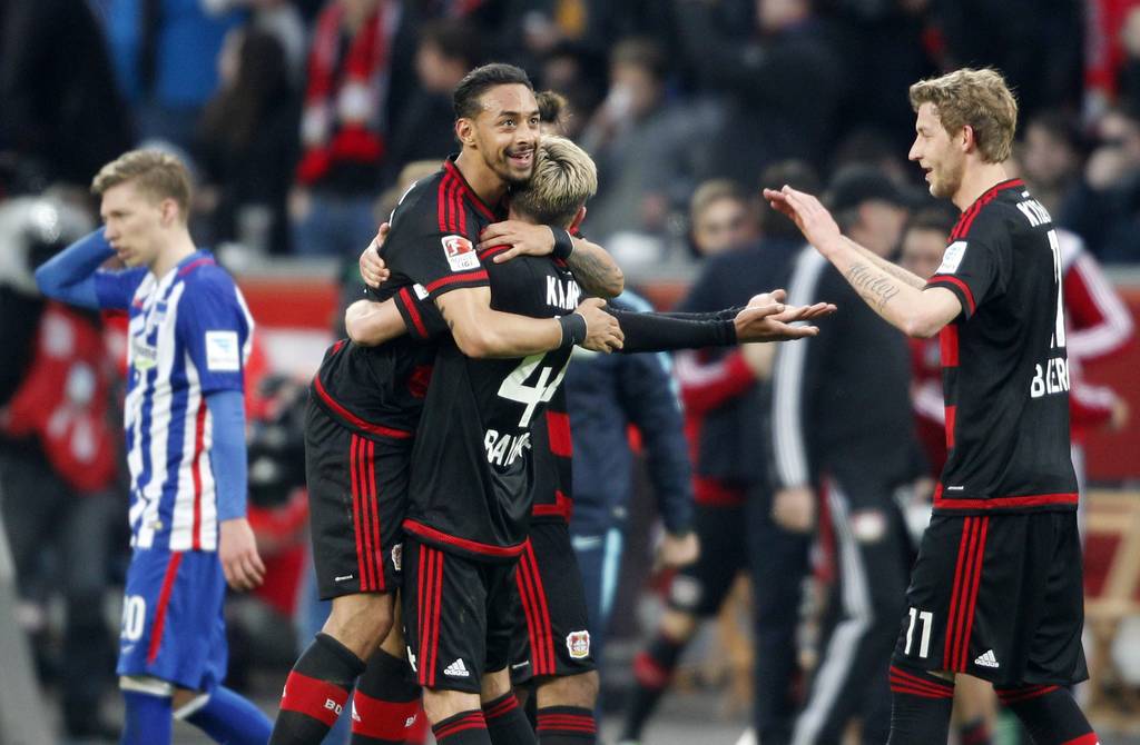 Bayer Leverkusen se confirma en la siguiente edición de la UEFA Champions League, luego de concretar el triunfo (2-1) ante el Hertha Berlín. (EFE)
