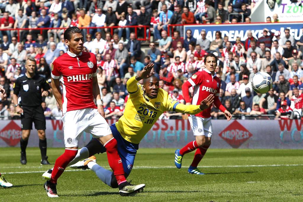 Cambuur la pasó mal ante el PSV Eindhoven. (EFE)