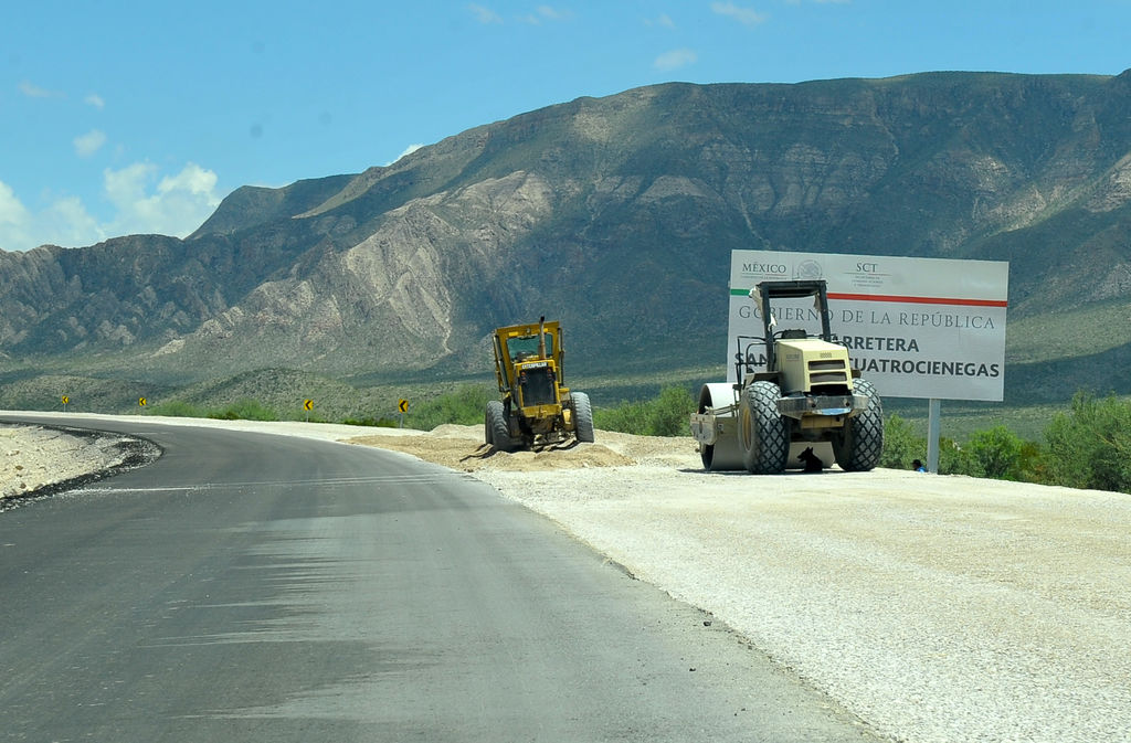 Este año se concentró la totalidad del presupuesto de SCT en Coahuila para la construcción de la carretera San Pedro-Cuatro Ciénegas. (ARCHIVO)