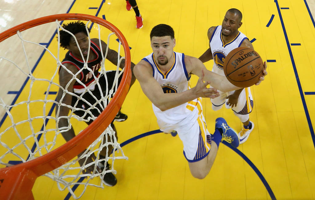 Klay Thompson anotó 27 puntos en la victoria de Golden State. (AP)