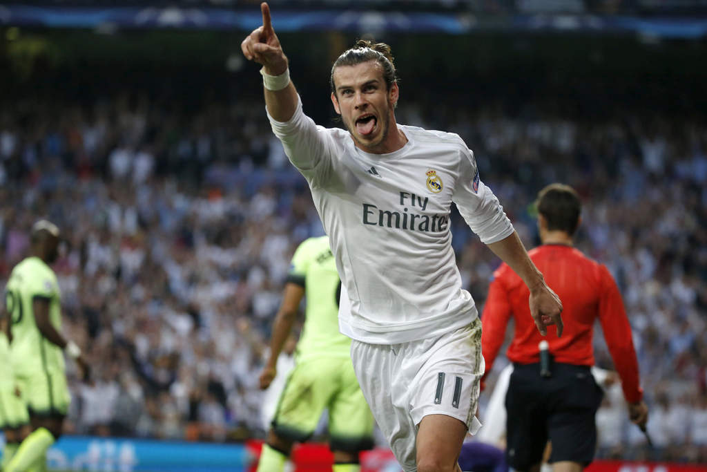 Tras un disparo de Gareth Bale, Fernando desvió el balón mandándolo al fondo de la portería. 