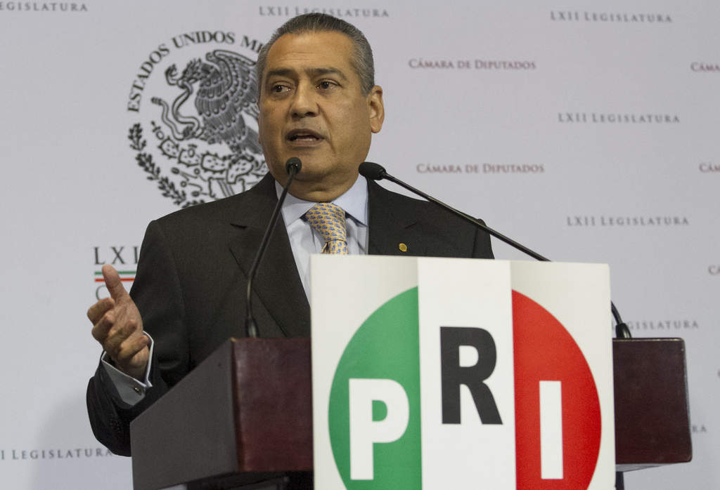 Beltrones anunció esta tarde la expulsión de tres de sus candidatos a presidente municipal en Tamaulipas. (ARCHIVO)