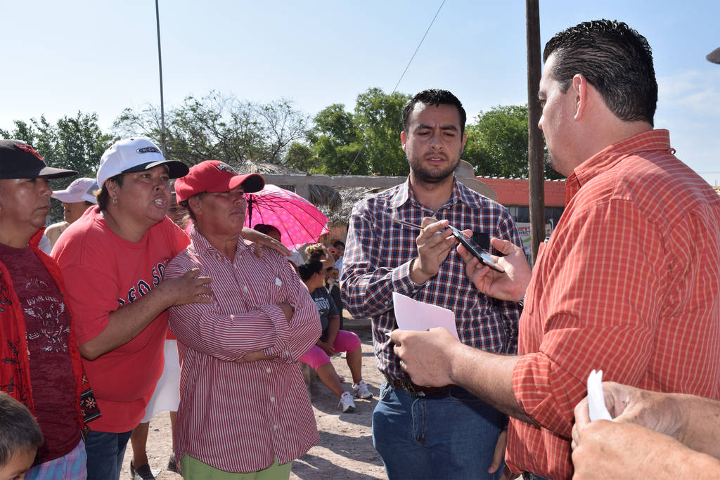Daños. El Sideapa asegura que se dará solución al problema en Ampliación San Antonio. (MA. ELENA HOLGUÍN)