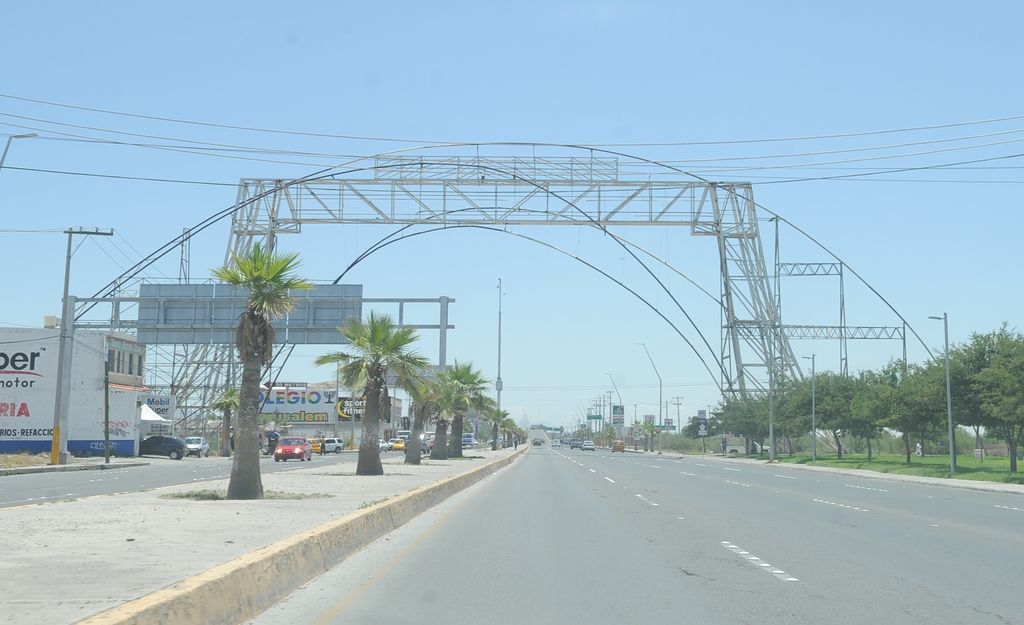 La Puerta de Torreón es obra del fallecido Escultor Rogelio Madero. (EL SIGLO DE TORREÓN/ ARCHIVO)