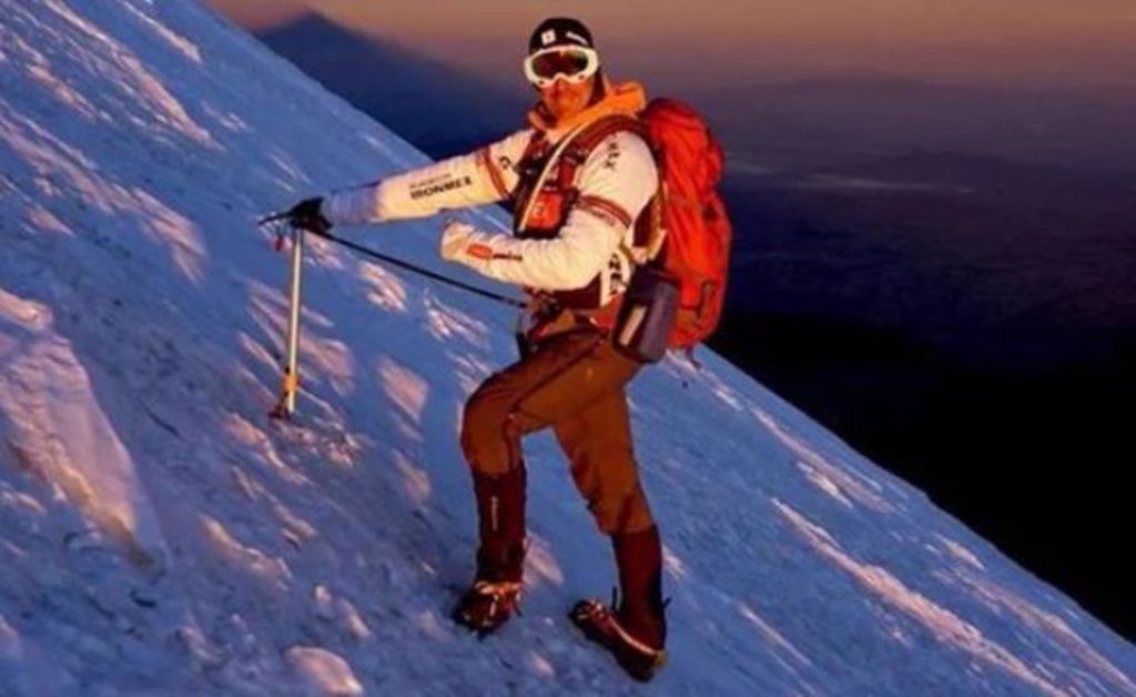 En nuestro país se esperan noticias de Luis Álvarez, el ‘ironman’ mexicano que había conquistado el Everest este sabádo pasado. (Especial)