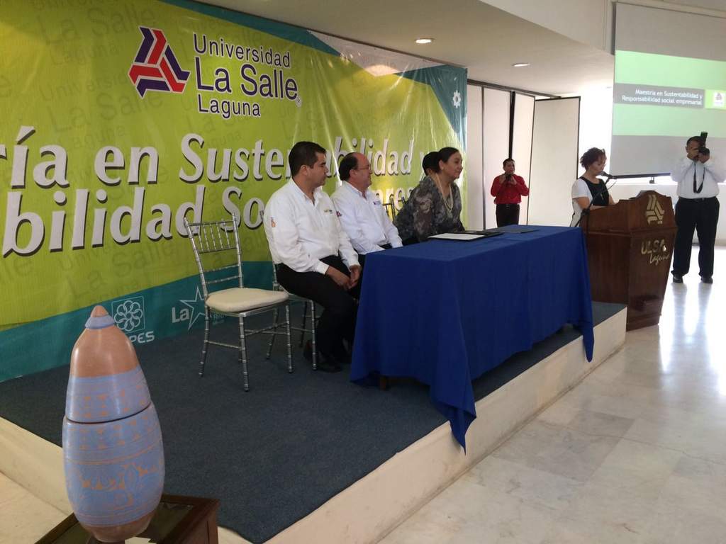 A la presentación acudieron empresarios de La Laguna de Durango y Coahuila y diversas organizaciones.