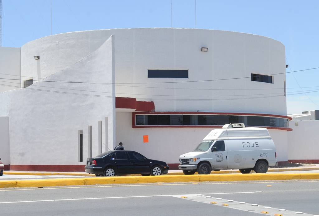 Muertes. Los cuerpos de los suicidas fueron enviados a las instalaciones del Semefo de esta ciudad.