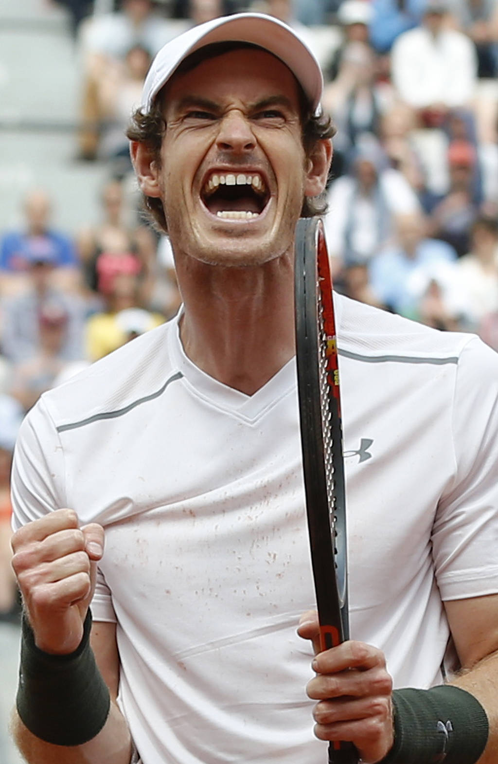 Andy Murray venció en 3 sets al croata Ivo Karlovic. (AP)