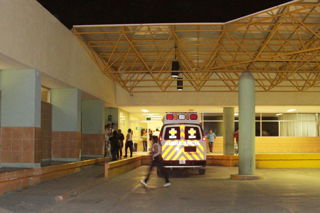 Alrededor de las 2:00 horas de este sábado, ingresó ya muerto el joven a la Clínica 66 del IMSS. (ARCHIVO)