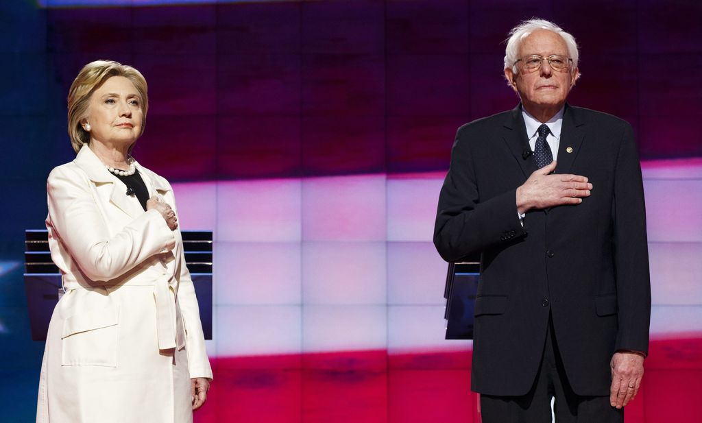 La ex secretaria de Estado Hillary Clinton y el senador por Vermont Bernie Sanders, apuran hasta el último momento para movilizar a sus votantes. (ARCHIVO)