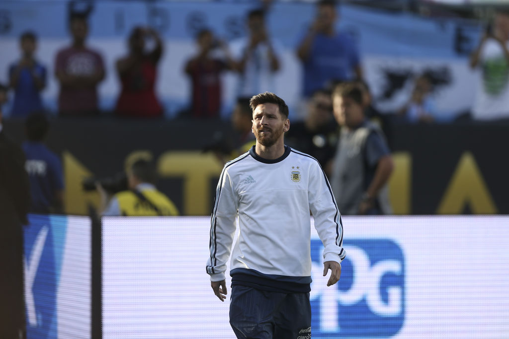 
A falta de que todavía se le hagan unas valoraciones, Messi tiene confianza en estar disponible contra los canaleros, en la segunda fecha del Grupo D.