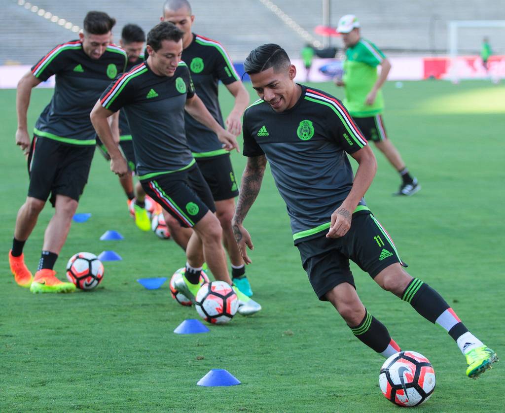 La Selección Mexicana de Futbol trabajó ayer de cara al duelo ante Jamaica, en la Copa América Centenario 2016. (EFE) 