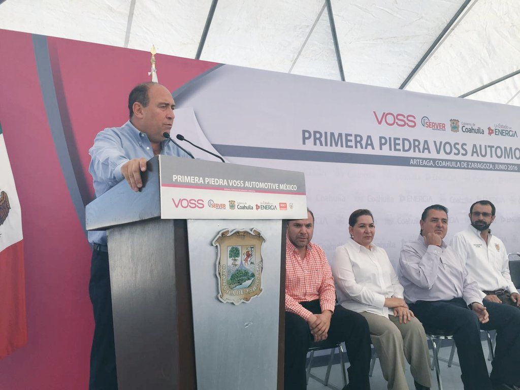 La empresa alemana inició su construcción con un evento encabezado por el gobernador Rubén Moreira. (TWITTER)