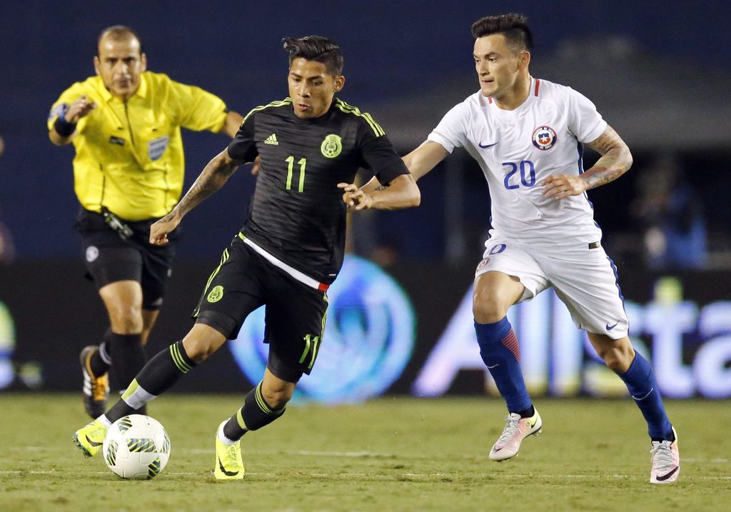 México y Chile se enfrentarán en duelo de cuartos de final de la Copa América Centenario. (ARCHIVO)
