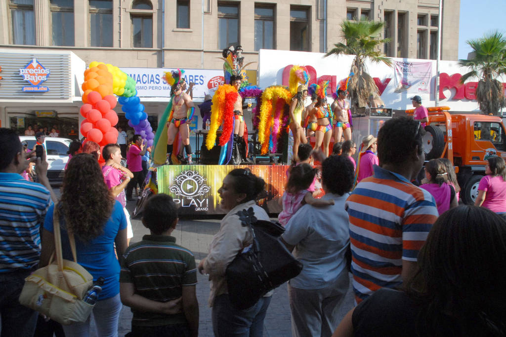 Expresiones. Miembros de la comunidad Lésbico-Gay realizarán una marcha el sábado. (ARCHIVO)