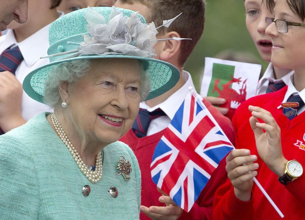Isabel II, que lleva 64 años en el trono británico, cumplió 90 años el pasado 21 de abril. (ARCHIVO)