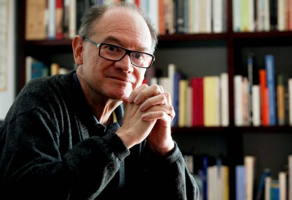 Logro. El poeta Francisco Hernández celebrará 70 años de vida en Bellas Artes.
