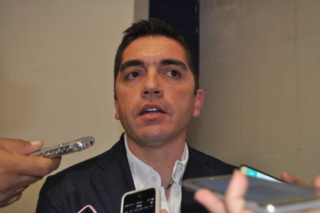 El senador Luis Fernando Salazar manifestó su deseo de participar en las candidaturas de la gubernatura de Coahuila. (ARCHIVO)