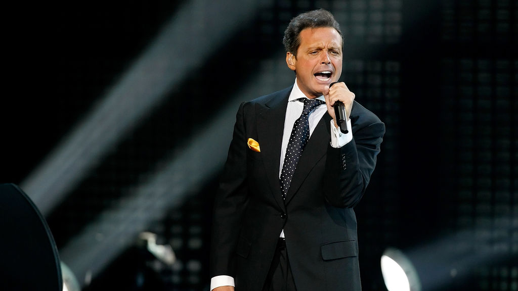 El cantante Luis Miguel perdió la demanda que interpuso su exasistente William Brockhaus por incumplimiento de contrato. (ARCHIVO)