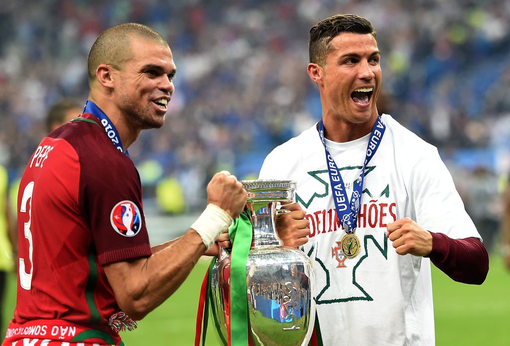 Pepe alabó el papel motivacional que Cristiano ejerció sobre el equipo. (EFE)