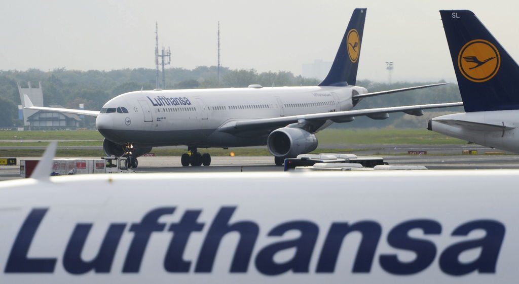 La aerolínea sólo se limitó a responder a usuarios que preguntaron que la declaratoria se debió a 'problemas técnicos'. (ARCHIVO)