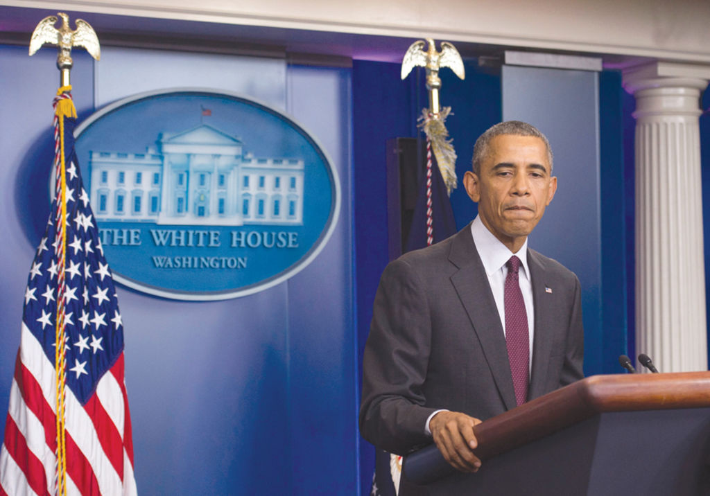 El presidente estadounidense, Barack Obama declaró “acabar con la pauta que convierte a los tiroteos masivos en el algo que ocurre de forma normal en el país” (2015). Foto:EFE
