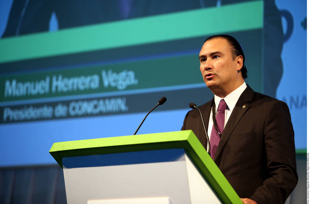 Complicado. Manuel Herrera, presidente de la Concamin, advirtió que hay serias afectaciones en la producción, trasporte y ventas.