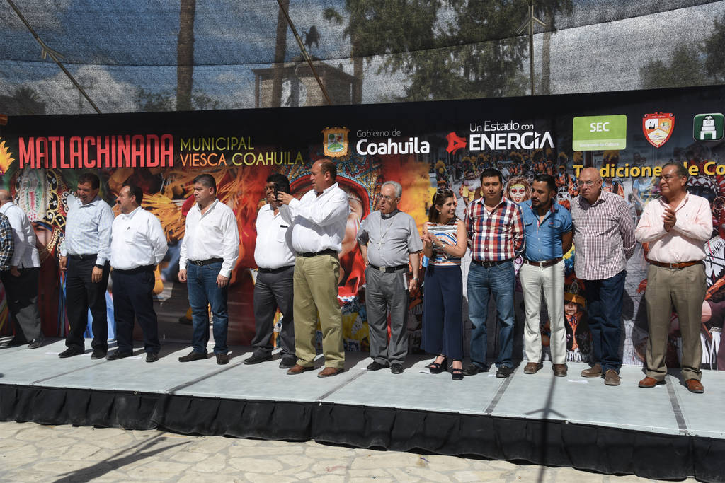 Asistentes. El evento fue presidido por el gobernador Rubén Moreira, el obispo de Torreón y alcaldes de la Comarca Lagunera. (JOEL MENDOZA ARAUJO)
