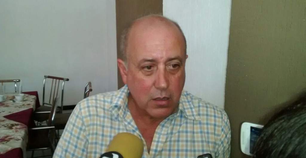 Guardado Guzmán dice que se reunirán con las organizaciones de taxistas de los vecinos municipios con el propósito de formar un frente común. (EL SIGLO DE TORREÓN)